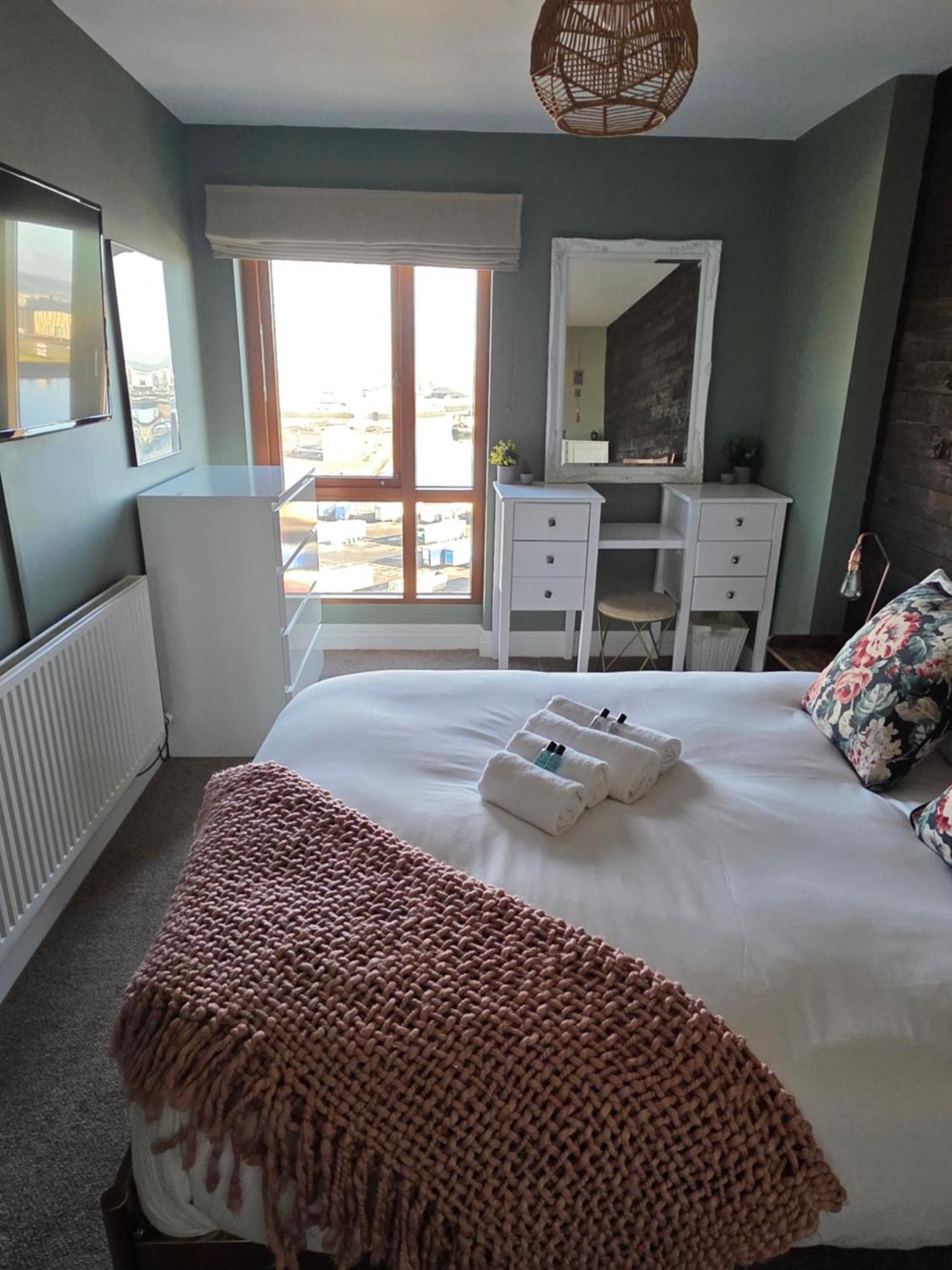 בלפסט Sailortown Stays - 4 Star Luxury Apartment מראה חיצוני תמונה